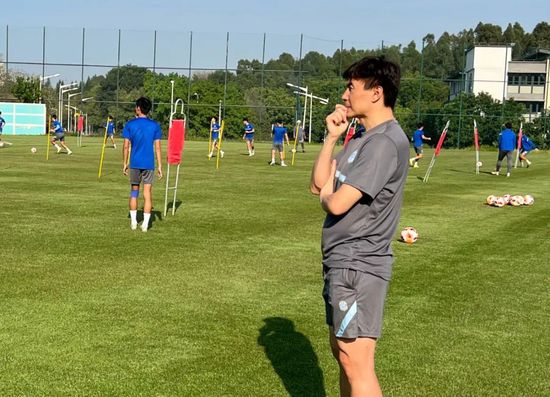 推荐：狼队（+0.25）